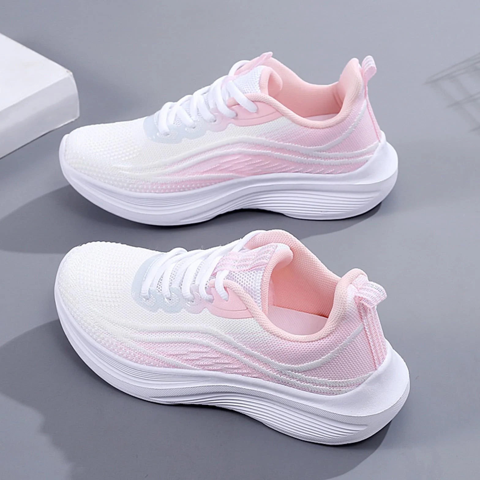 Baskets Blanches Femmes Chaussures de Sport Respirantes Légères Confortables Course Automne