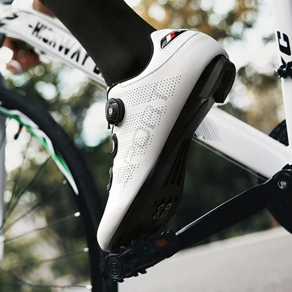 Chaussures Velo Route Homme Femmes Compatible Look SPD Crampons Antidérapants