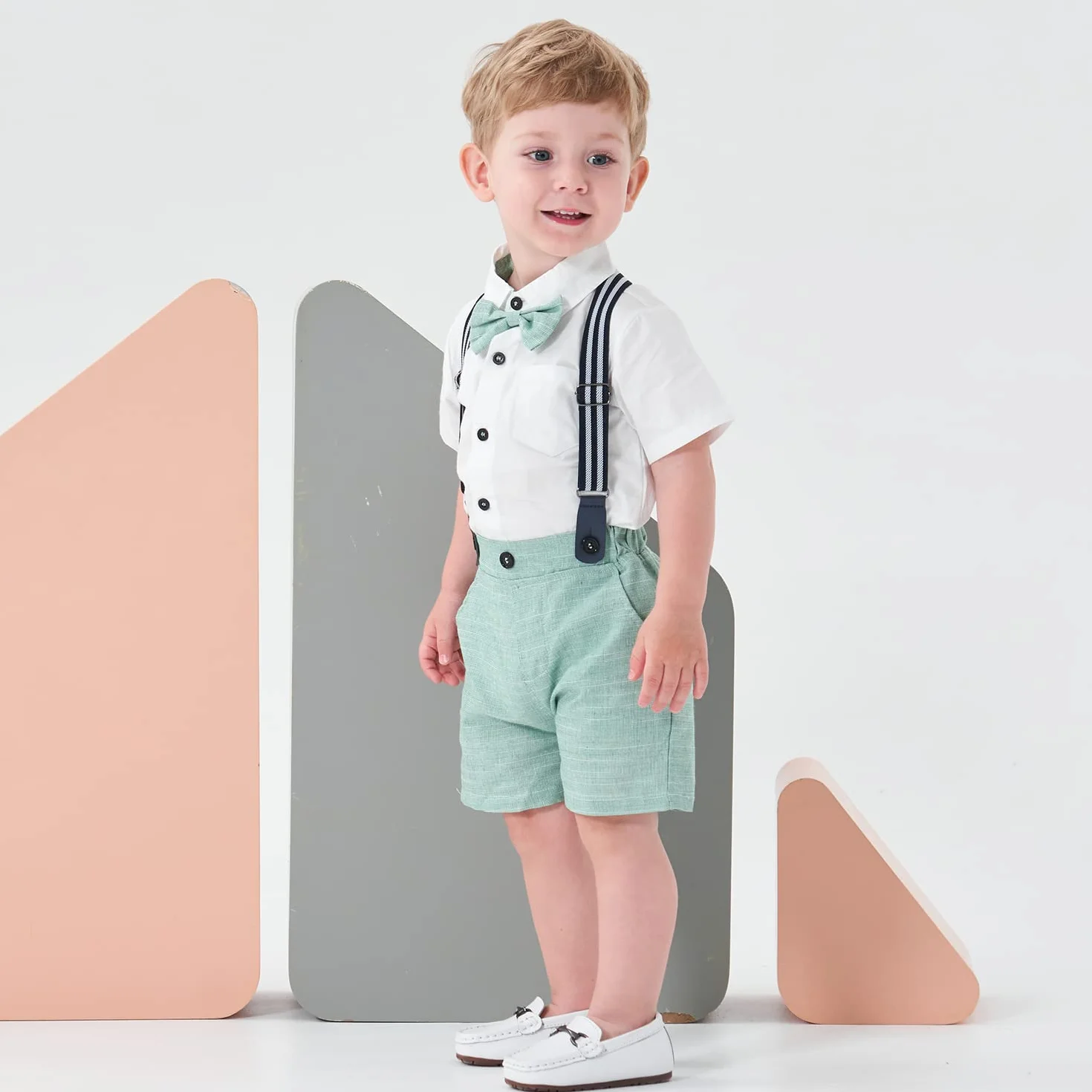 Volunboy Bébé Garçon Ensemble Costume Manches Courtes Noeud Papillon Chemise Short Bretelle Barboteuse