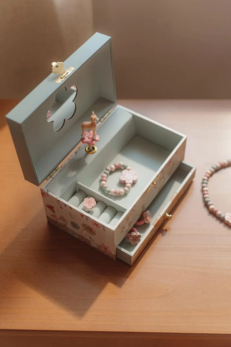 Little Dutch Fairy Garden Boîte à bijoux avec cerf musical