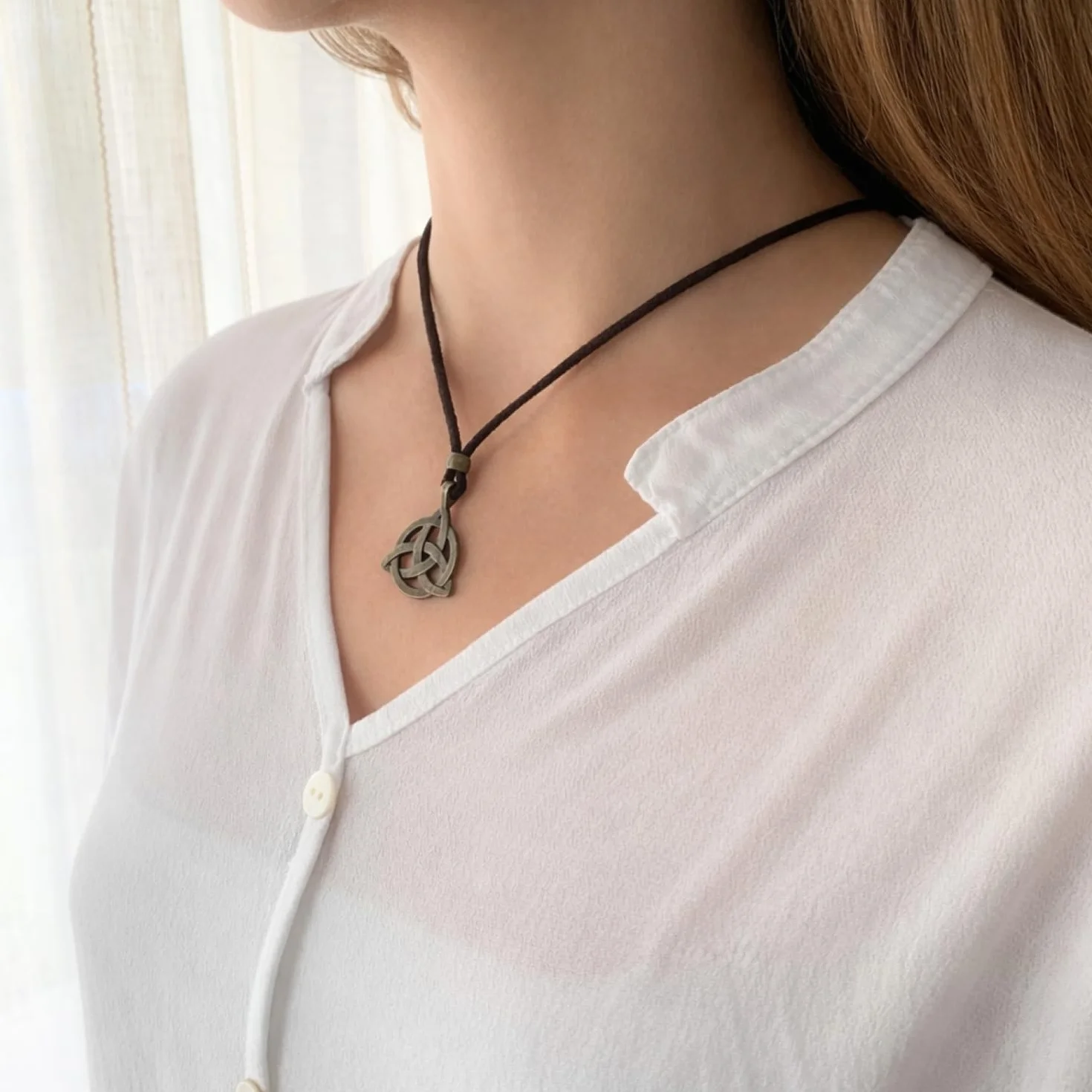 Collier Celtique Femme Homme Pendentif Triquetra Nœud de la Trinité Argent Vieilli Bronze Amulette Protection Réglable