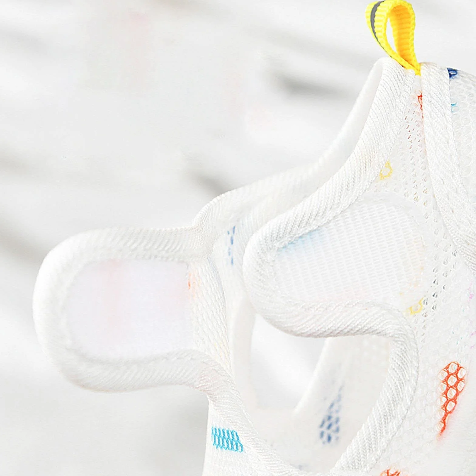 Sandales bébé fille garçon été semelle plate non slip bout semi-ouvert respirantes souples