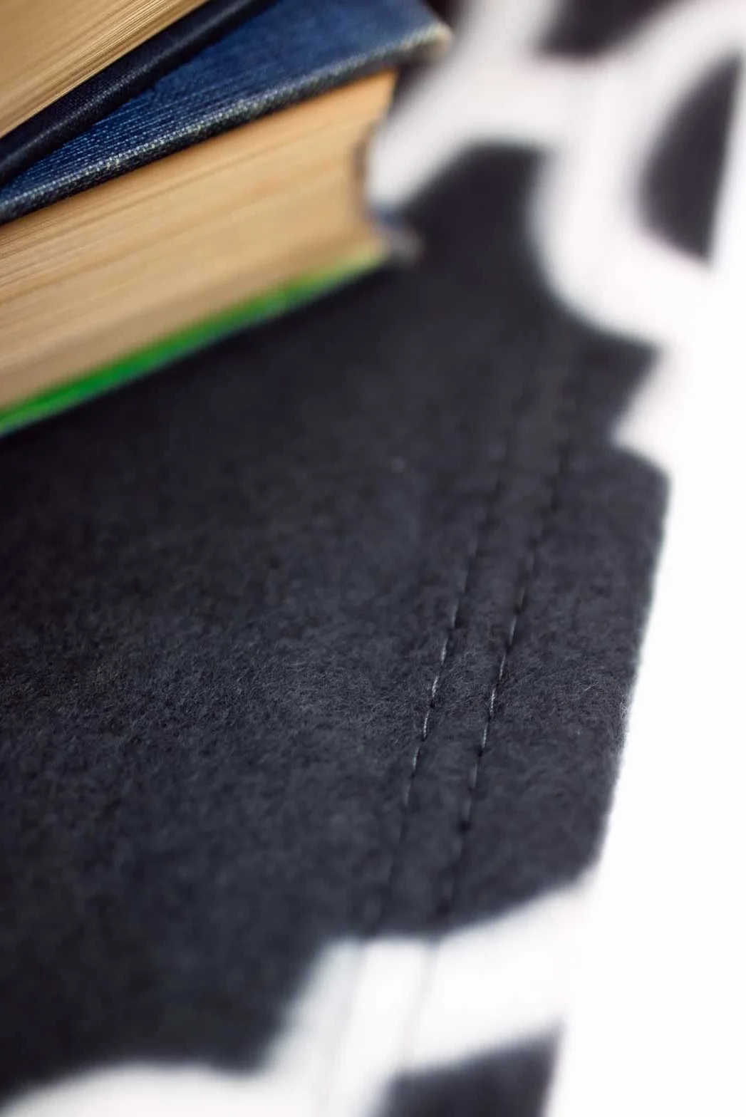 Wolf Essentials Couverture de Voyage en Micropolaire 127 x 152,4 cm Anthracite