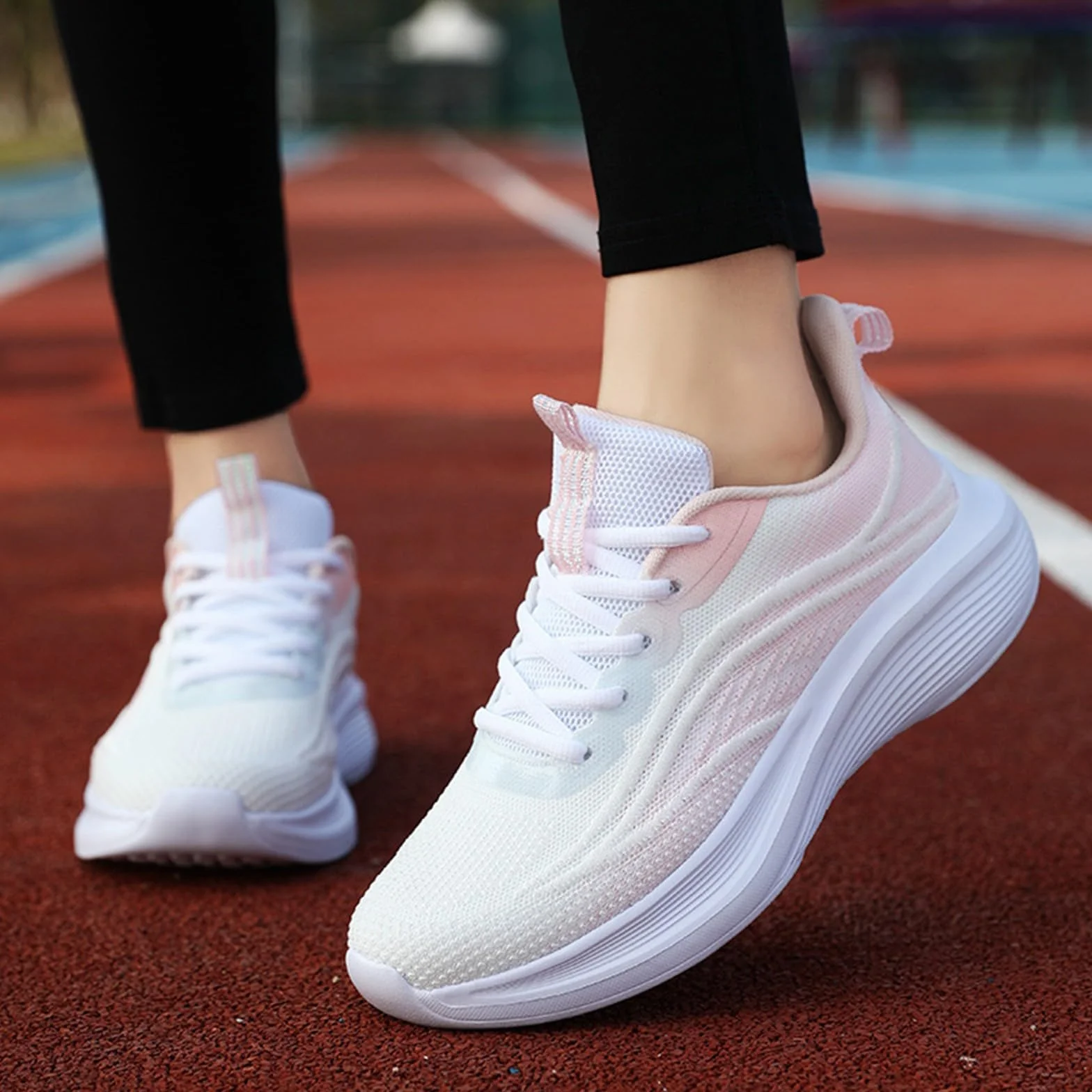 Baskets Blanches Femmes Chaussures de Sport Respirantes Légères Confortables Course Automne