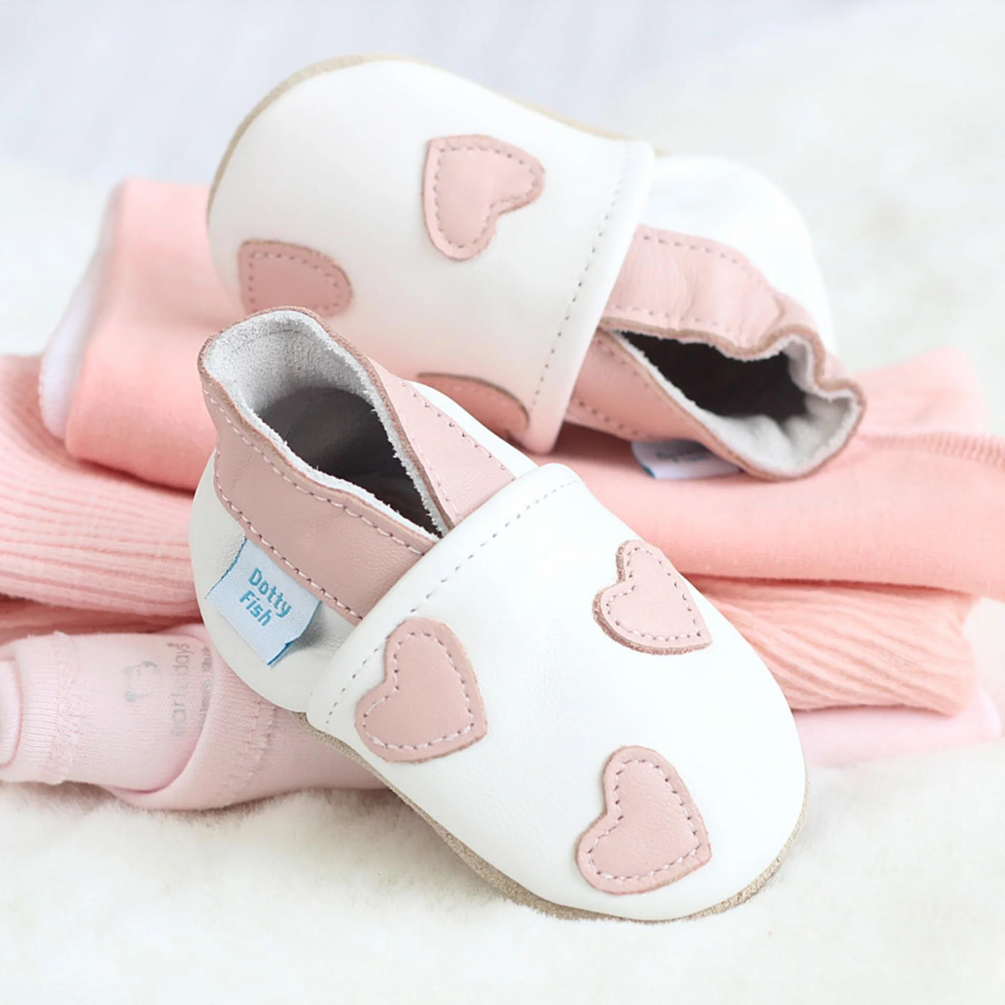 Dotty Fish Chaussures Bébé Premiers Pas Cuir Souple Antidérapantes 0-5 Ans