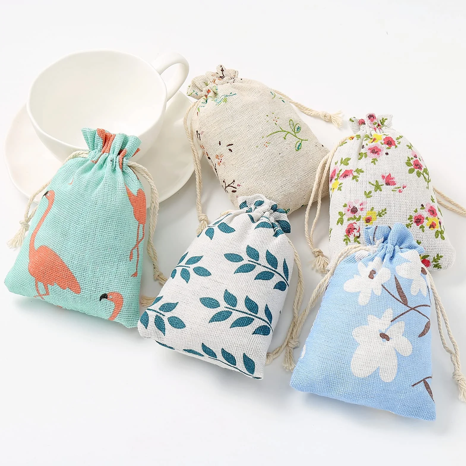 DAHI 25pcs Pochon Coton avec Cordon 10 x 14 cm Sacs Cadeau en Lin Chanvre Jute pour Bijoux