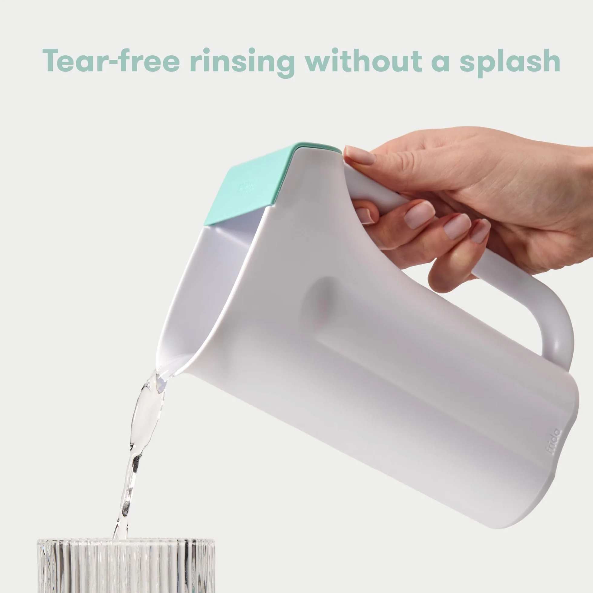 Frida Baby Tasse de rinçage Control The Flow pour le bain avec poignée facile à prendre en main