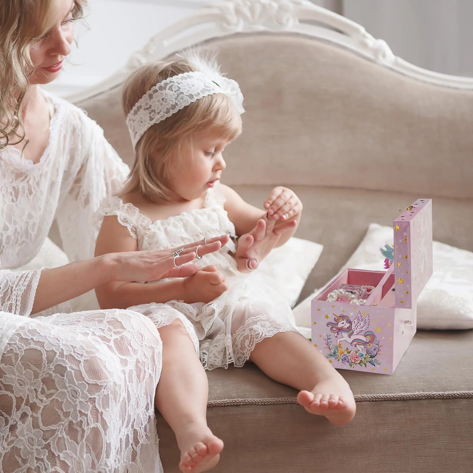 ProCase Boite à Bijoux Musicale Filles Licorne avec Miroir Swan Lake