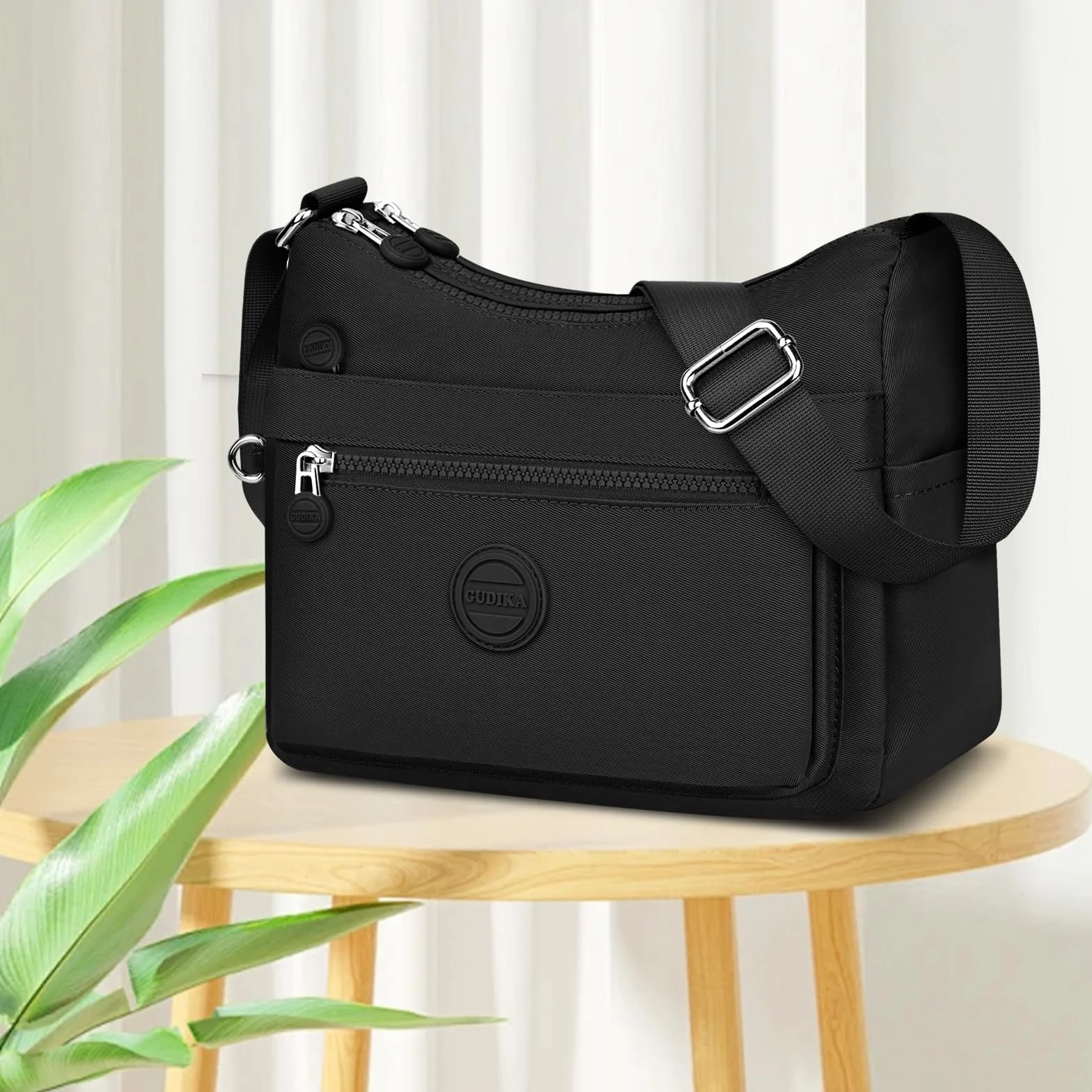 Sac Bandoulière Femme Impermeable Nylon Multifonction avec Bandoulière Réglable pour Voyage École Sports