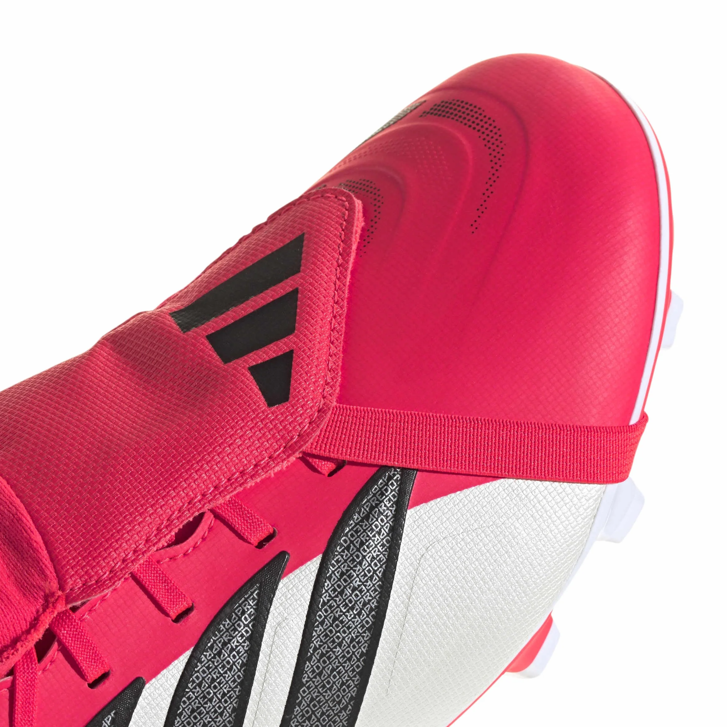 Adidas Predator Club Chaussure de Football Terrain Souple Multi-Surfaces