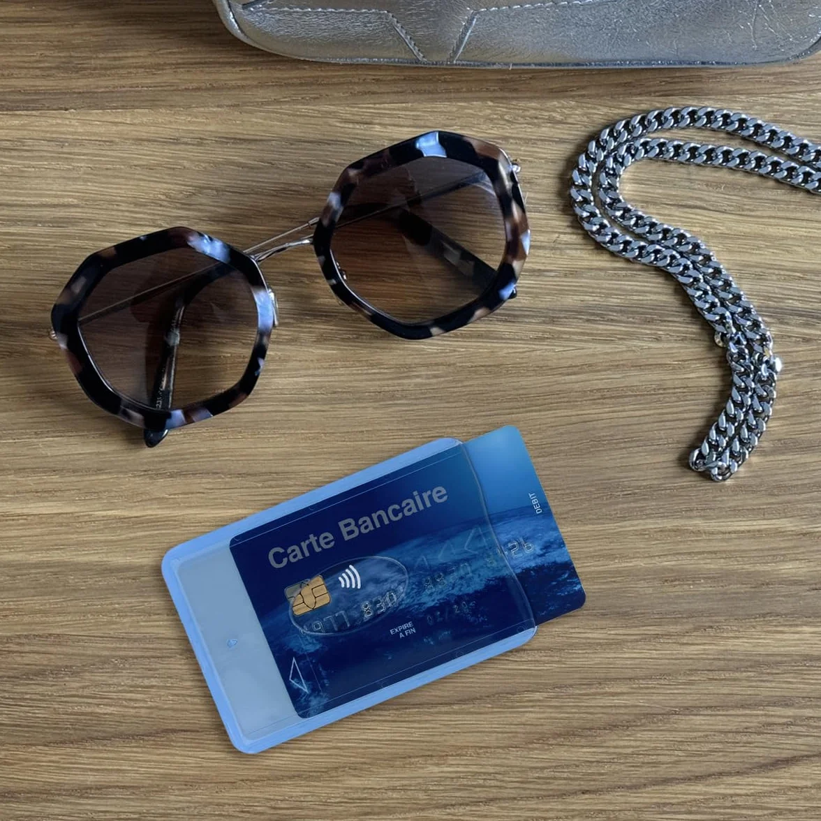Color Pop Etui Rigide blindé 1 Carte bancaire Anti-RFID 6 x 9 cm Bleu