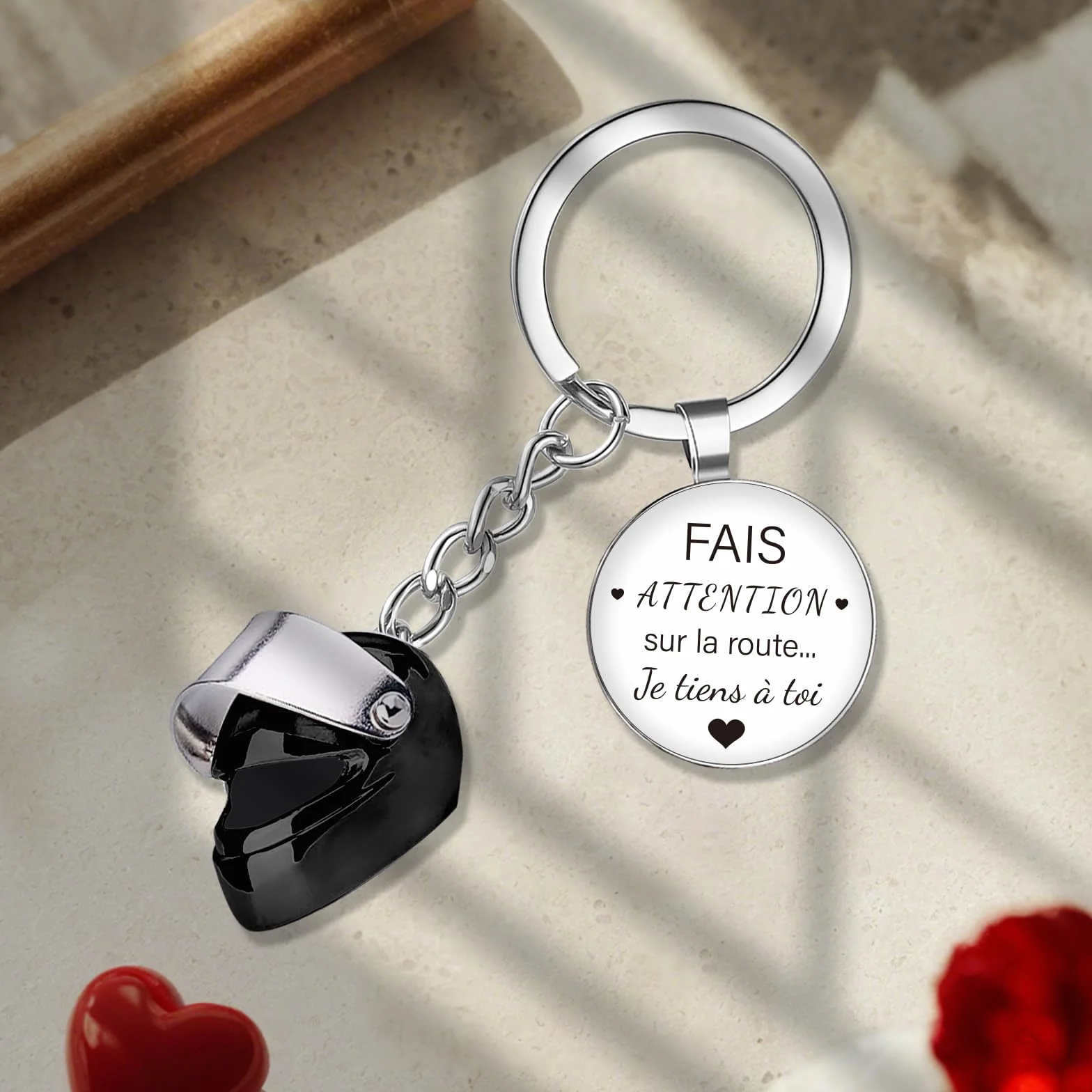 Porte-clés Voiture Moto Casque Pendentif Personnalisé Fais attention sur la route Cadeau Homme Femme
