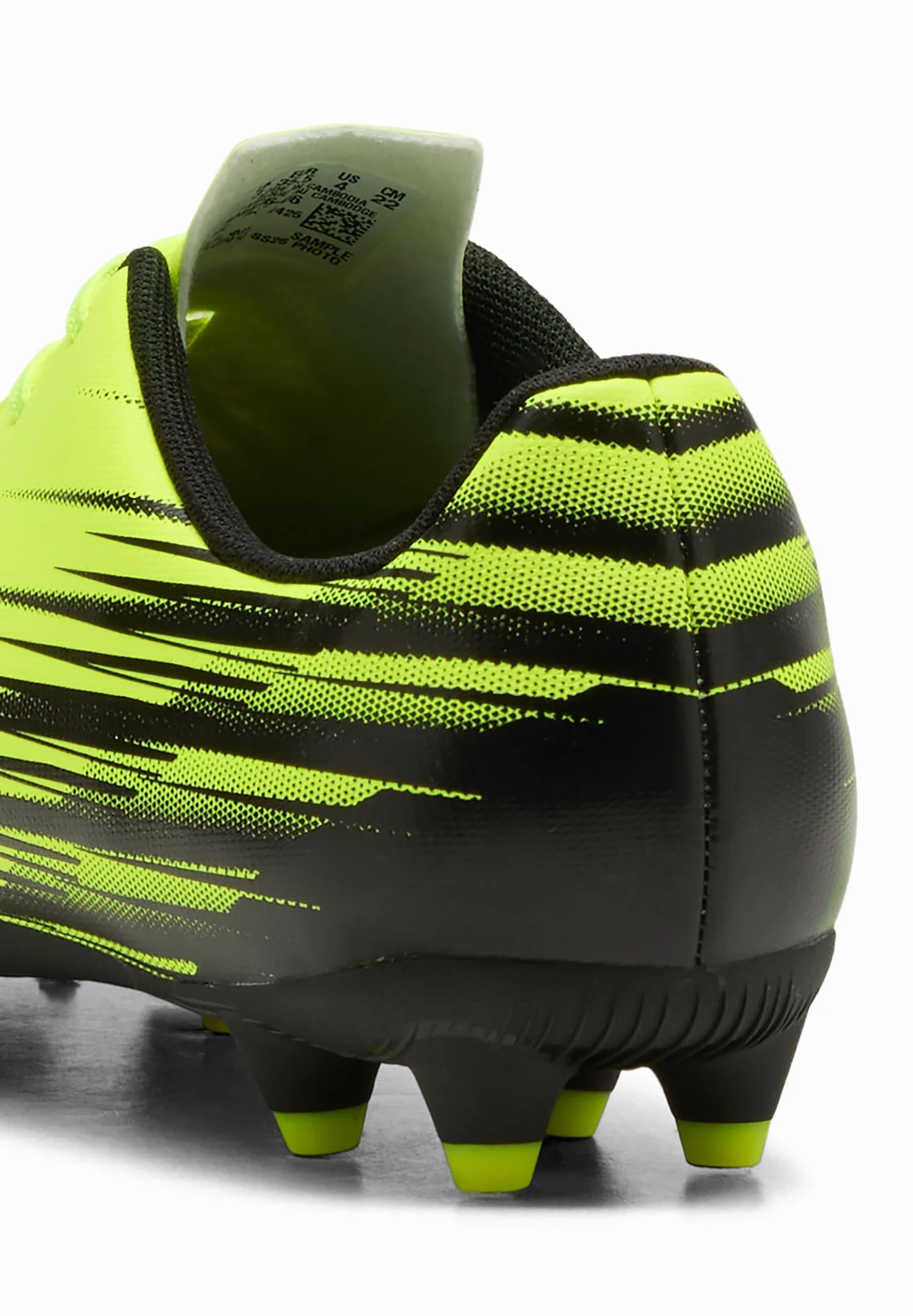 Puma Attacanto II FG/AG Jr Chaussure de football Enfant