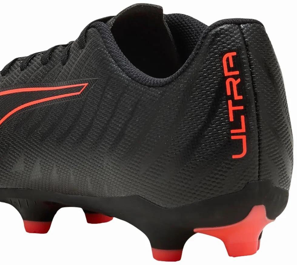 PUMA Ultra 6 Play FG/AG Chaussures de Football Unisexe