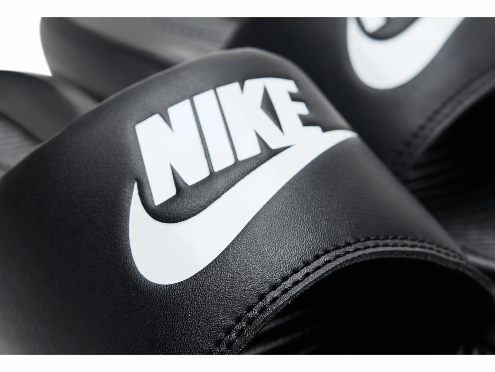 Nike Victori One Slide Baskets pour femme