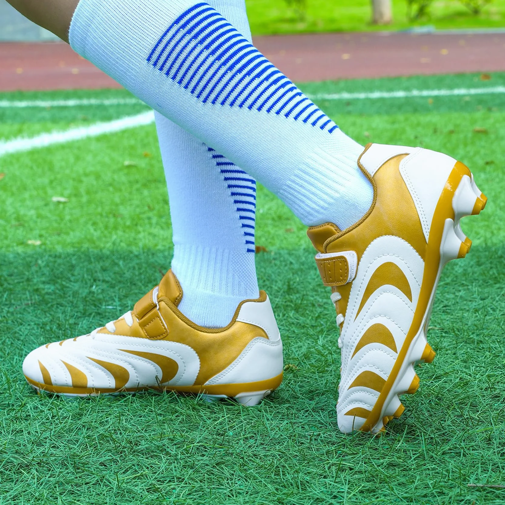 Enfant Chaussures de Football Garçon Fille Crampons Chaussure de Foot Adolescents Athlétisme Entrainement