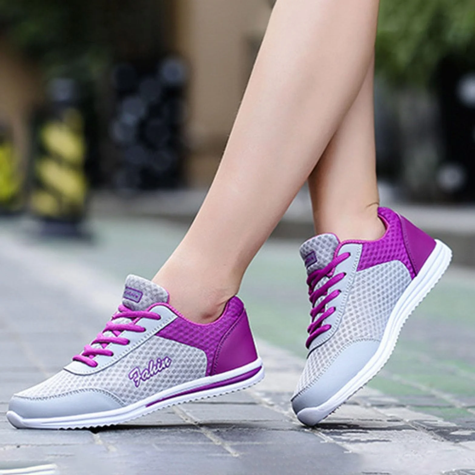 Chaussures de bowling respirantes en maille pour femme