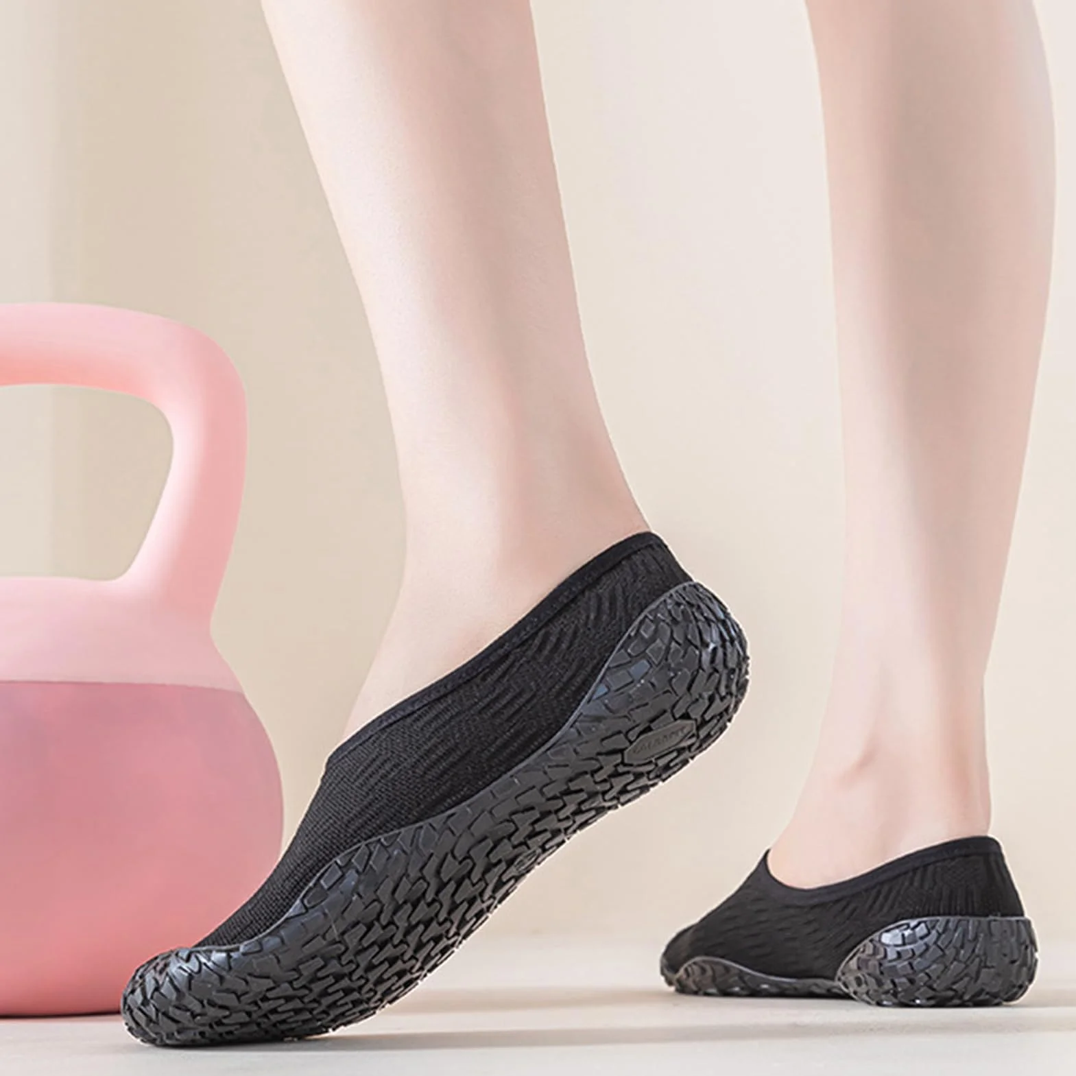 Baskets Chaussettes Légères pour Femmes Chaussures de Pieds Nus Yoga Course Intérieur Flexibles