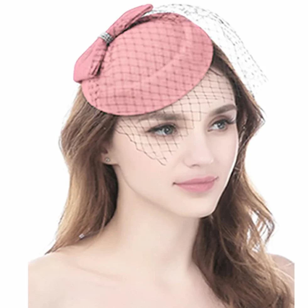 Chapeau fascinateur rétro en maille de charme, Pillbox Hat avec voile, coiffe pince à cheveux
