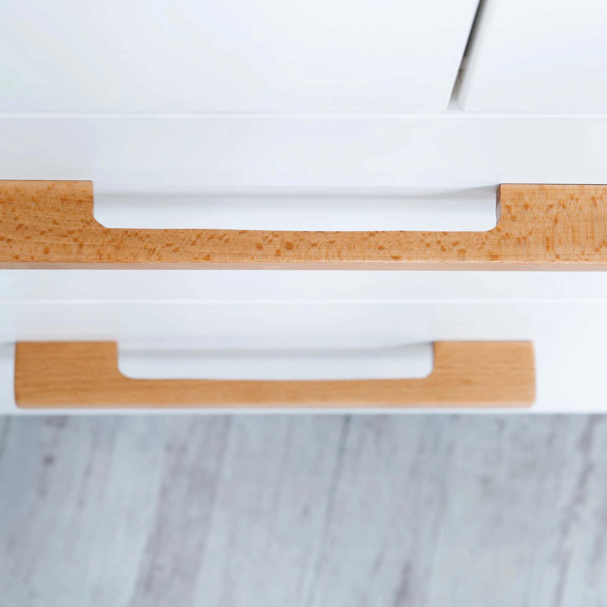 Table à Langer Finn 3 Tiroirs Hauteur 94 cm Amortissement