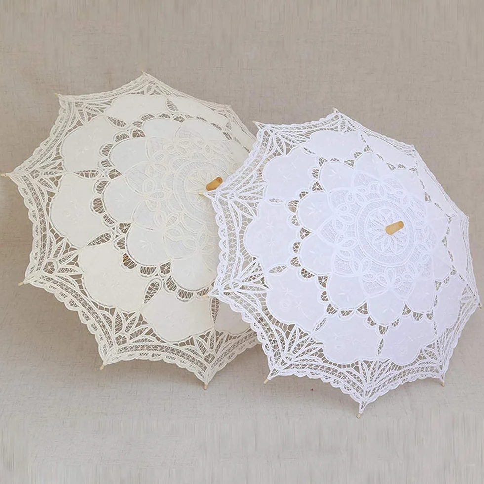 Parapluie en dentelle ivoire vintage taille adulte