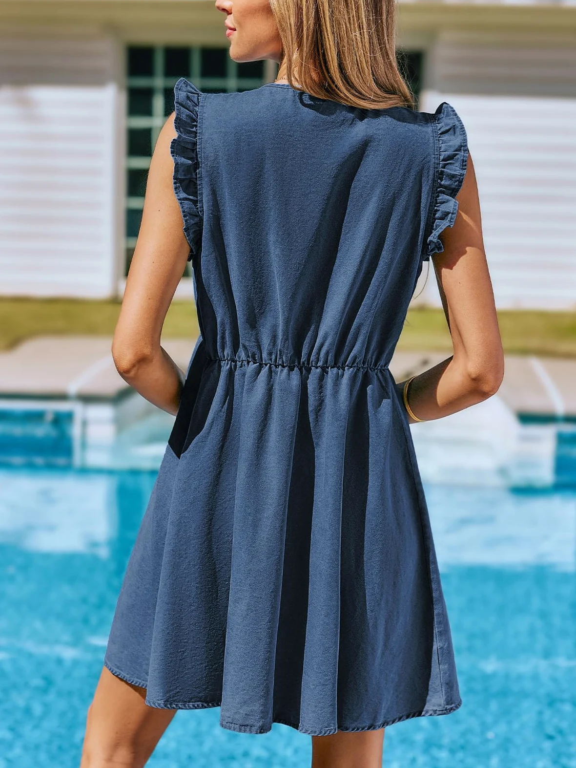 CUPSHE Robe en Jean Femme Col V Manches à Volants Denim Robe d'Été Tunique Légère Trapèze Courte Décontractée pour Plage Vacances