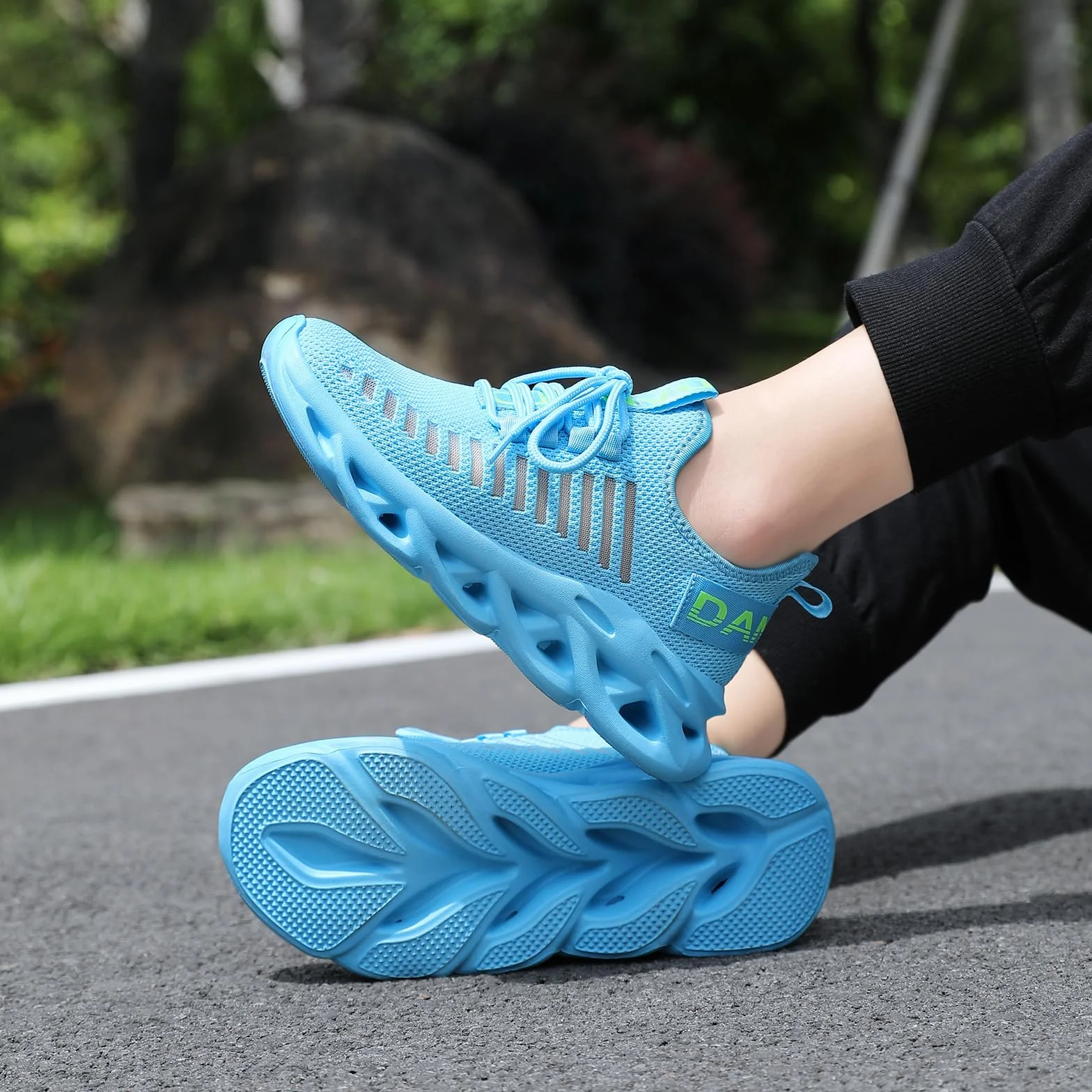 Dannto Chaussures de Sport Running Basket Homme Femme Course Fitness Tennis Gym Respirantes Sneakers Casual Multicolore Légères