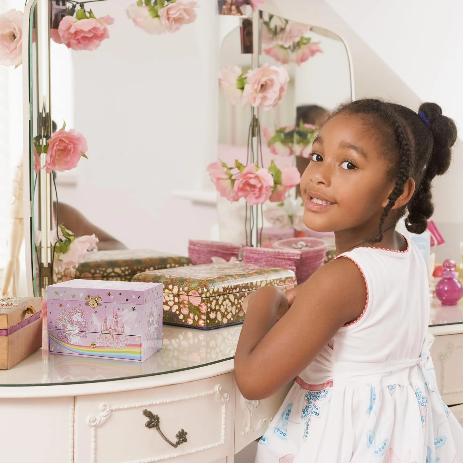 ProCase Boite à Bijoux Musicale Filles Licorne avec Miroir Swan Lake