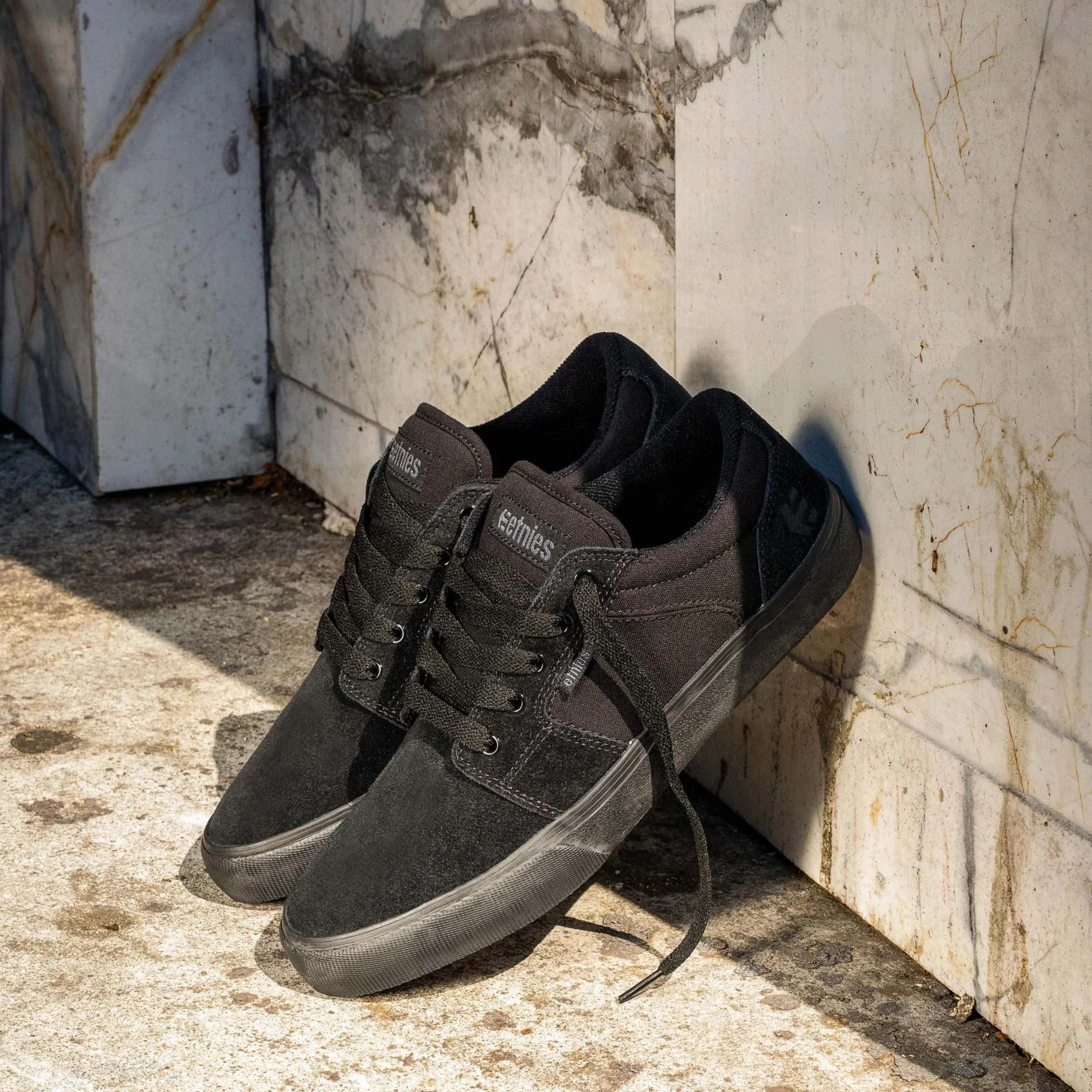 Etnies Barge LS Baskets Skate Vulcanisée Slim, Toebox Renforcée, Confort Coussiné