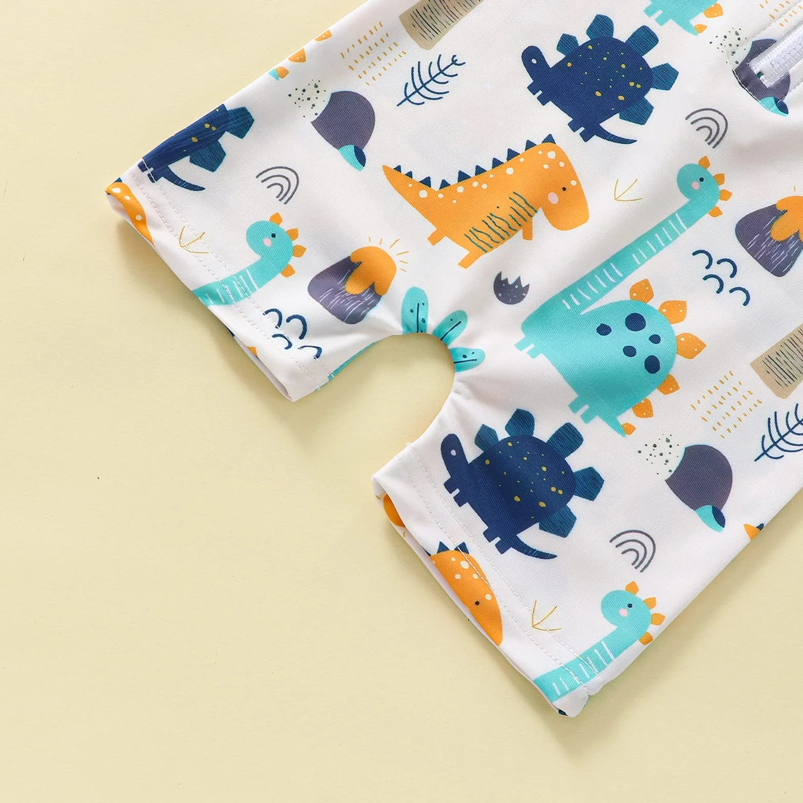 Carolilly Maillot de Bain Enfant Bébé Garçon Une Pièce Anti-UV Imprimé Requins Dinosaures 0-5 Ans