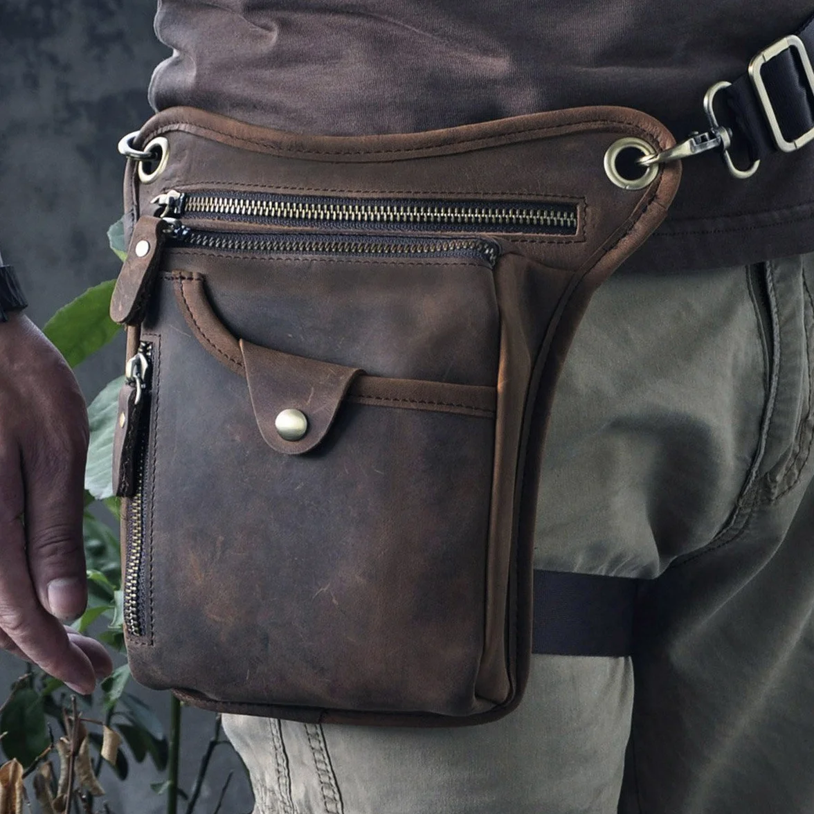Le'aokuu Sac pour Jambes Moto en Cuir Véritable Bandoulière de Cuisse Marron Foncé