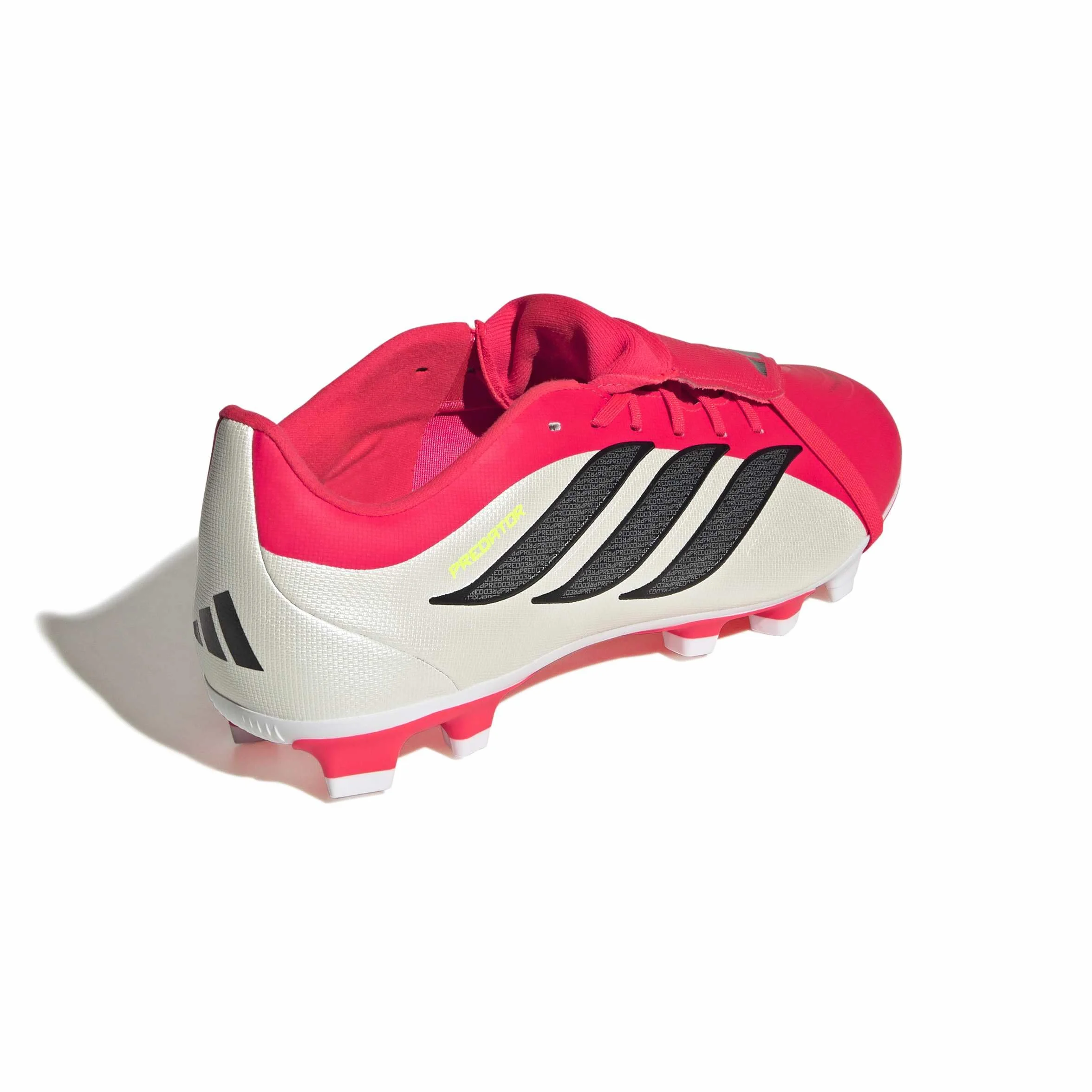Adidas Predator Club Chaussure de Football Terrain Souple Multi-Surfaces