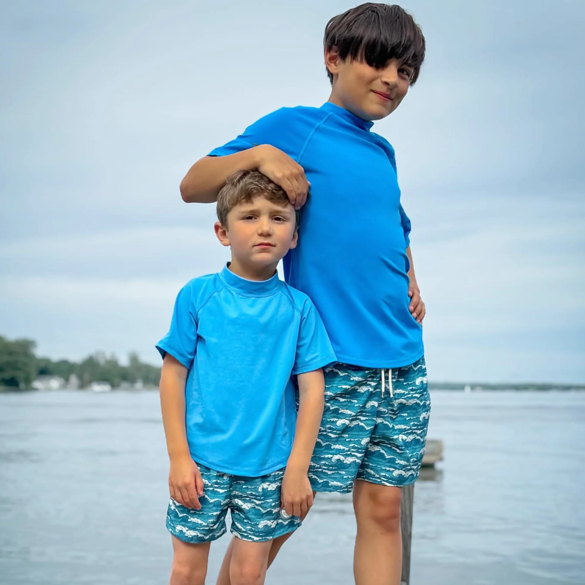 BIG ELEPHANT Maillot de Bain Anti-UV 3 Pièces pour Garçon Rashguard Manche Courte Surf Natation