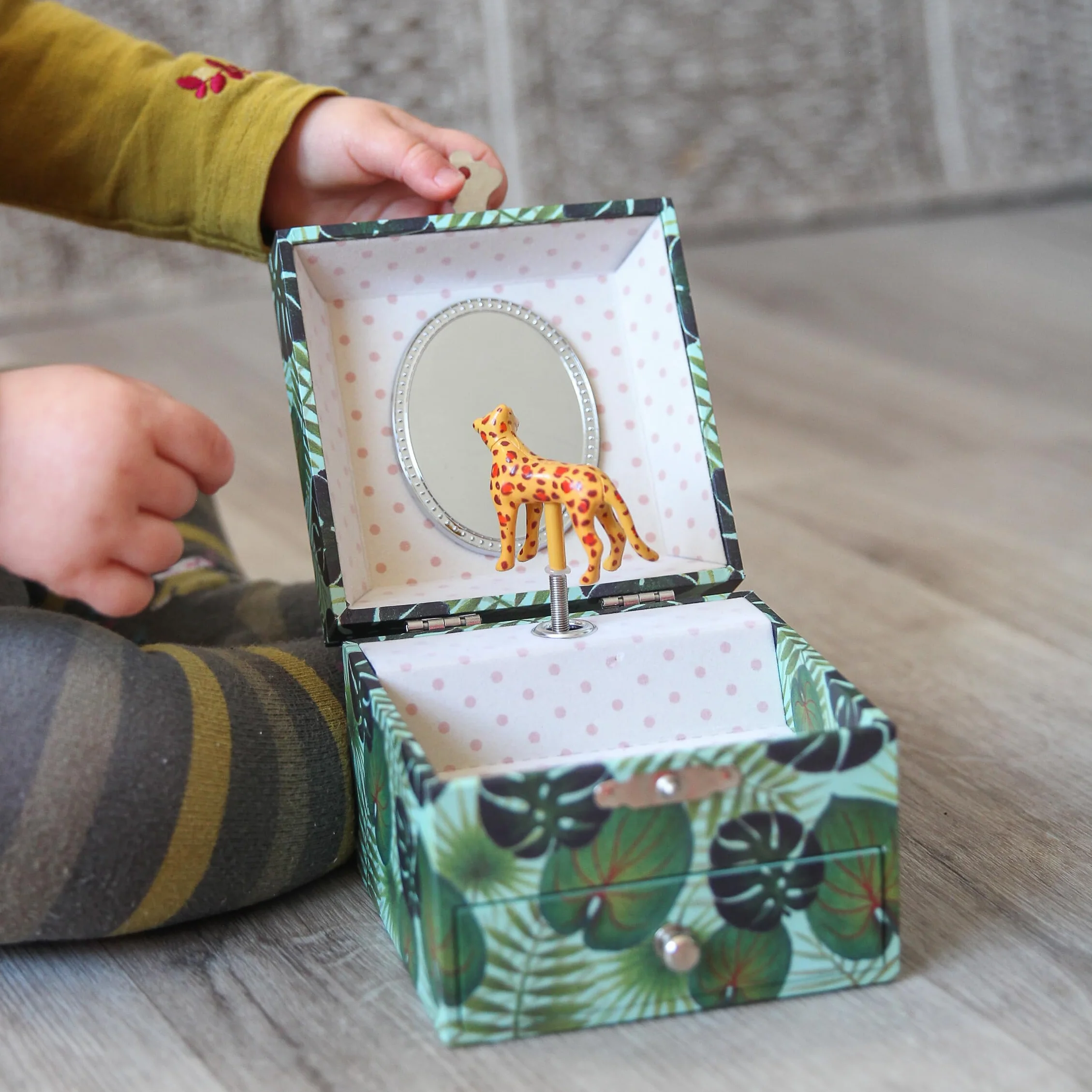 TROUSSELIER Boite à Bijoux Enfant avec Musique Thème Savane Cadeau Bapteme Naissance