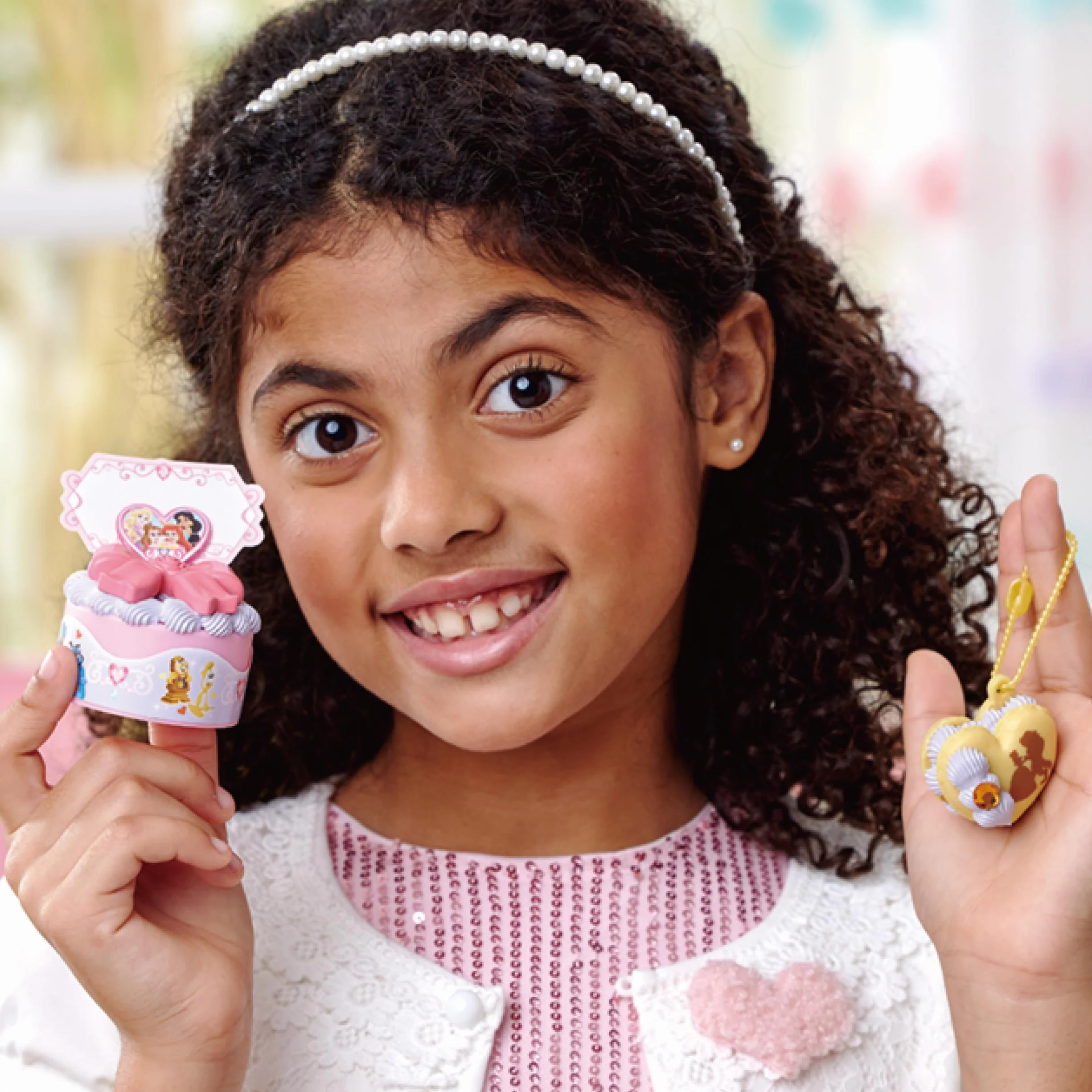 Pati-School Kit de Création Princesses Disney Loisir Créatif Enfants 6 Ans+ Glaçage Décoration Accessoires