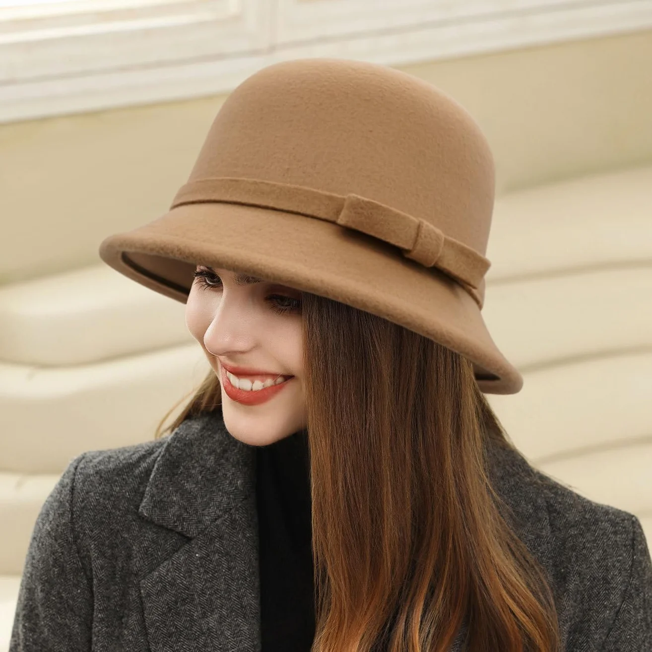Chapeau cloche en feutre vintage pour femme