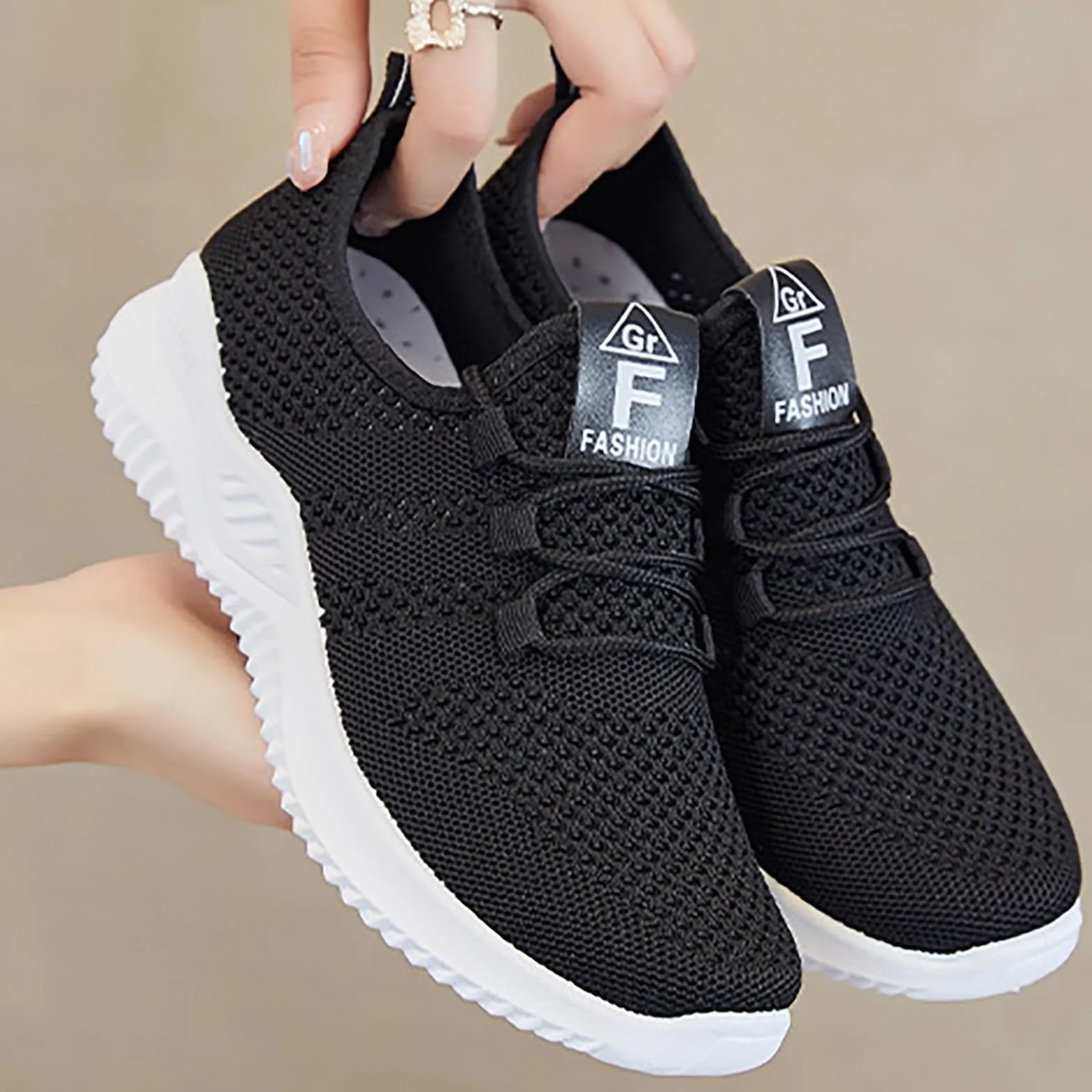 Femme Chaussures de Course Fitness Sport Running Slip on Outdoor Walking Legere Respirante Baskets Confortables Sneakers 36-42 EU