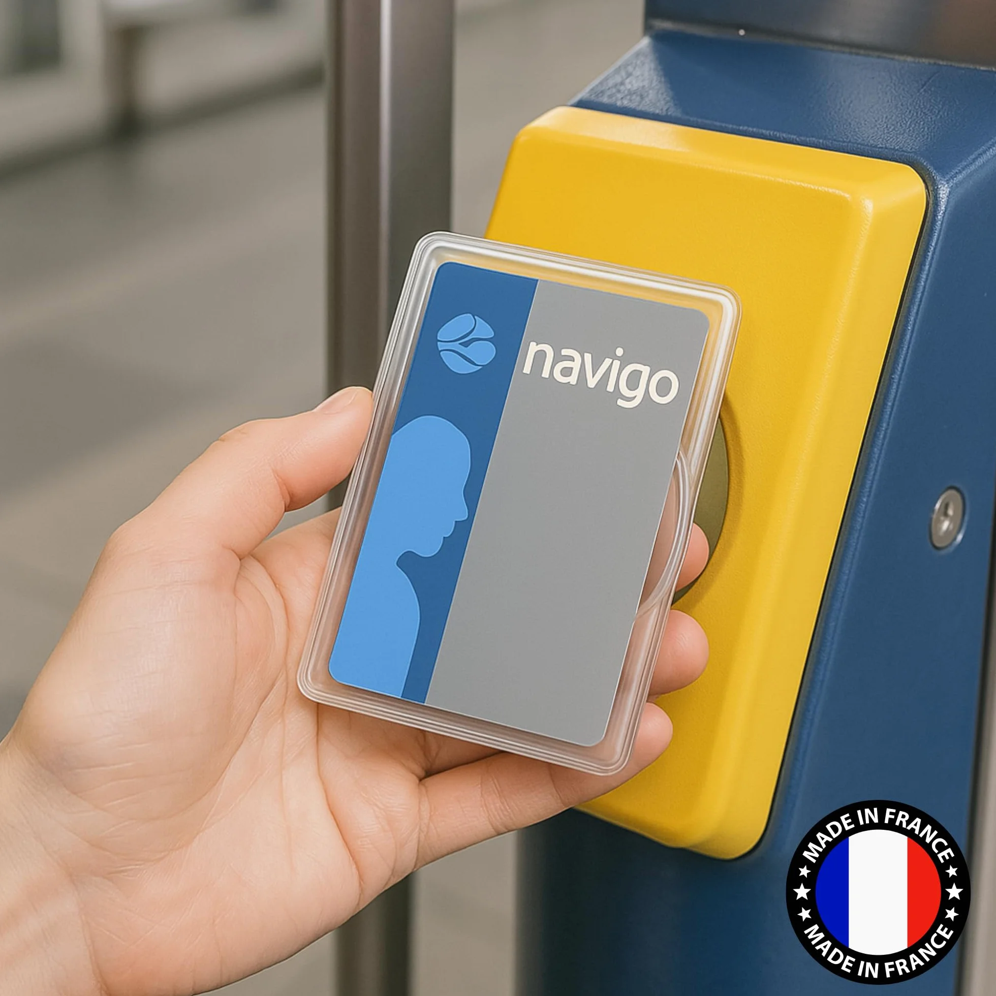 Étuis Porte-Cartes Rigide Transparent Lot de 2 – Protection Cartes Bancaires Navigo Badges – Fabriqué en France