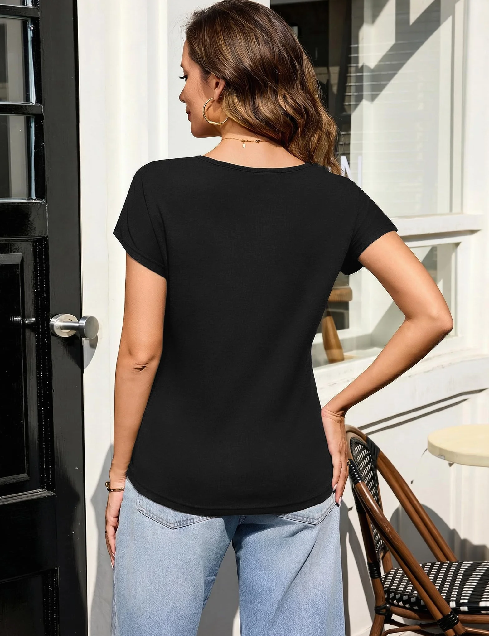 Aottori T Shirt Femme Manches Courtes Col en V Chic Élégant Chemisier Été Léger Ample Haut Extensible Motif Ajouré Top Basic