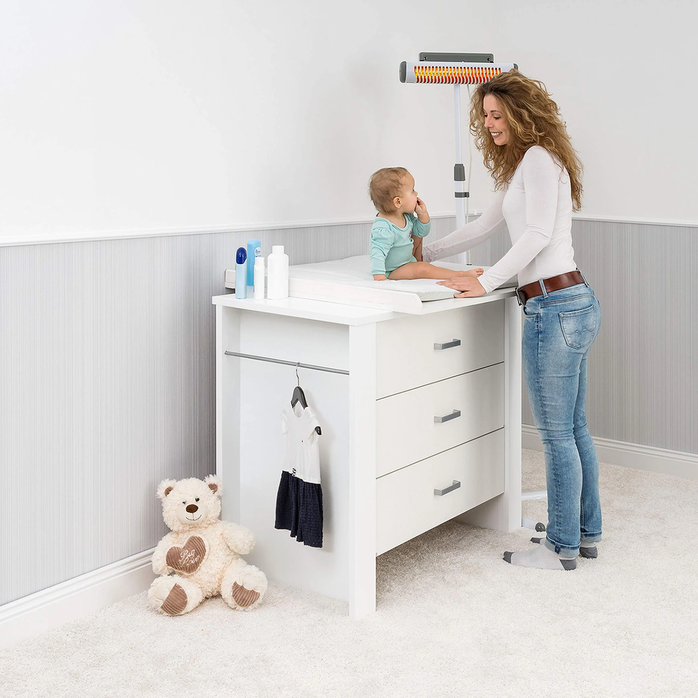 Reer chauffe-table à langer EasyHeat Flex, lampe chauffante bébé 230V/500W blanc