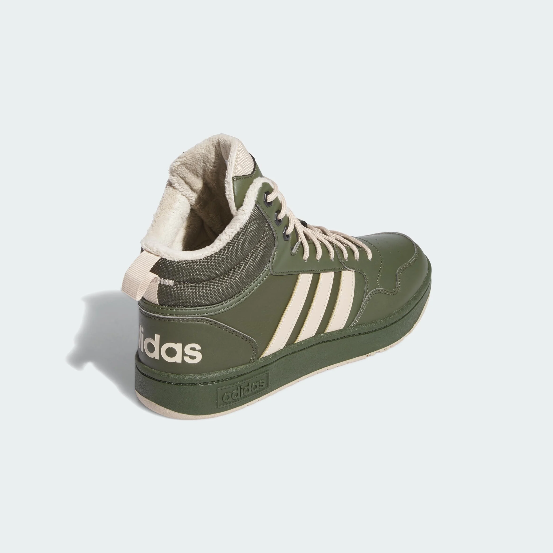 adidas Hoops 3.0 Mid Lifestyle Basketball Classic Fur Lining Winterized Chaussures Homme