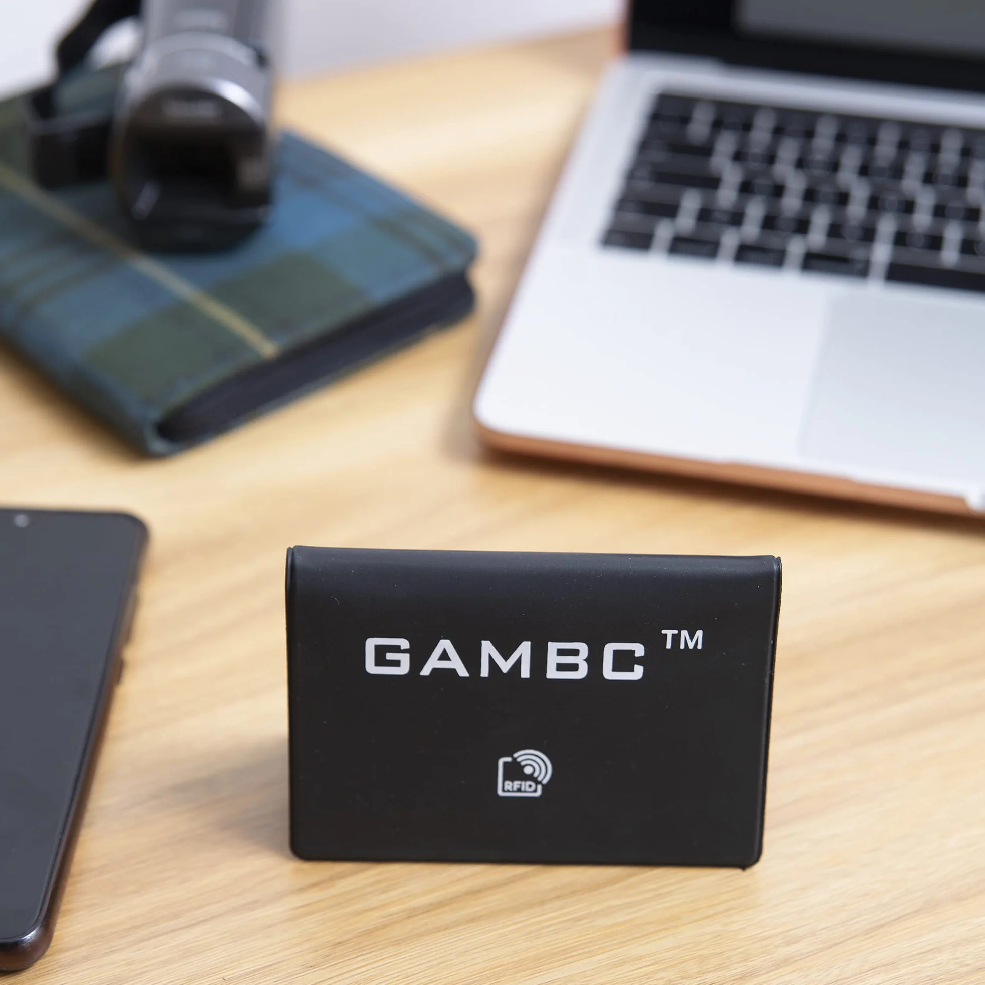 GAMBC® Portefeuille Anti RFID pour Cartes Bancaires, Porte-Carte Fin Semi-Rigide 8 Cartes Noir