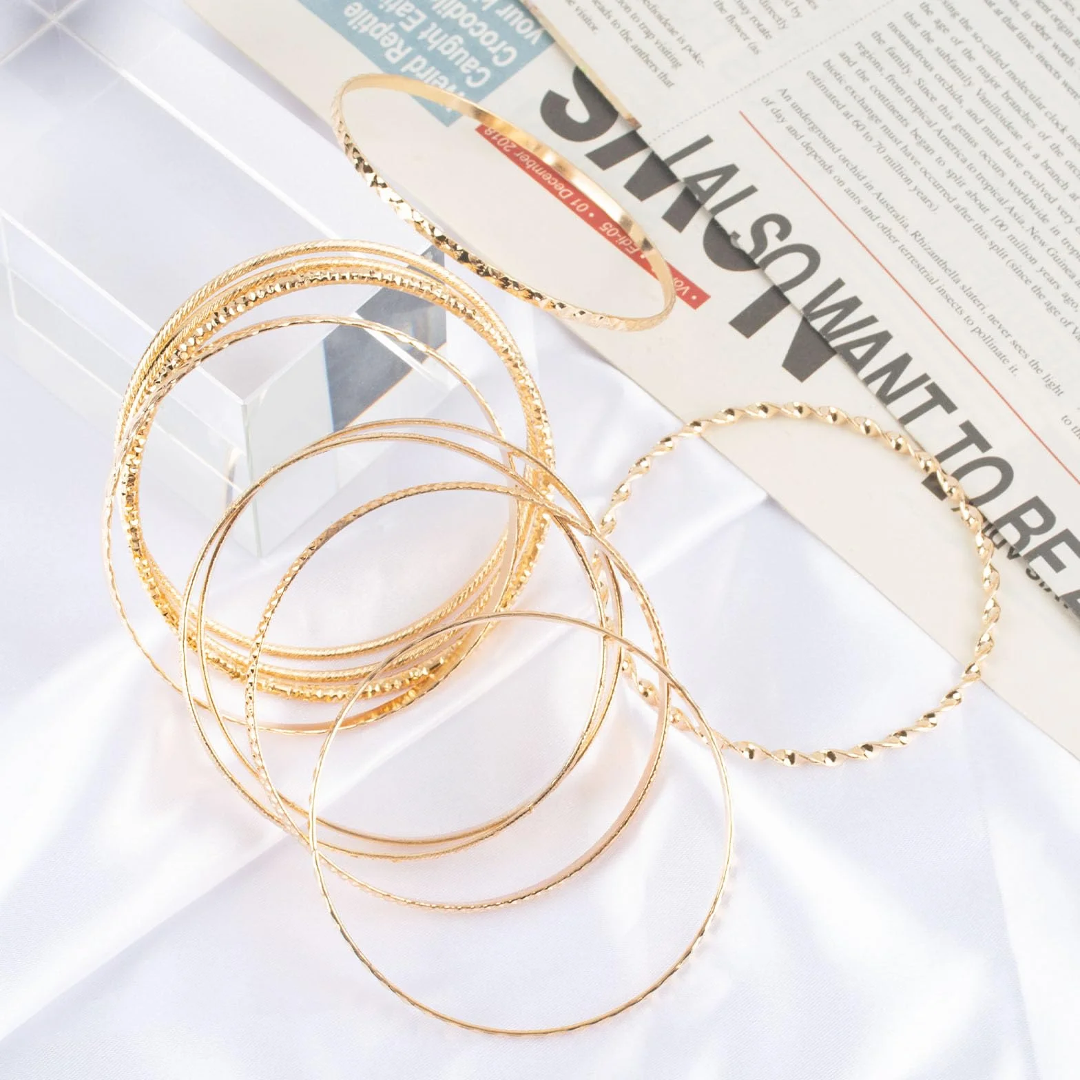 Set de 10 Bracelets pour Femmes Bohemia Vintage Ajustables Empilables Bijoux de Bras Mariage Fête