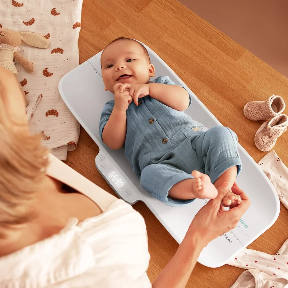 Cecotec Pèse bébés Nana BabyCare SmartWeight Écran LED 60x25 cm 50g-40kg Fonction Tare Hold Mètre Ruban Inclus