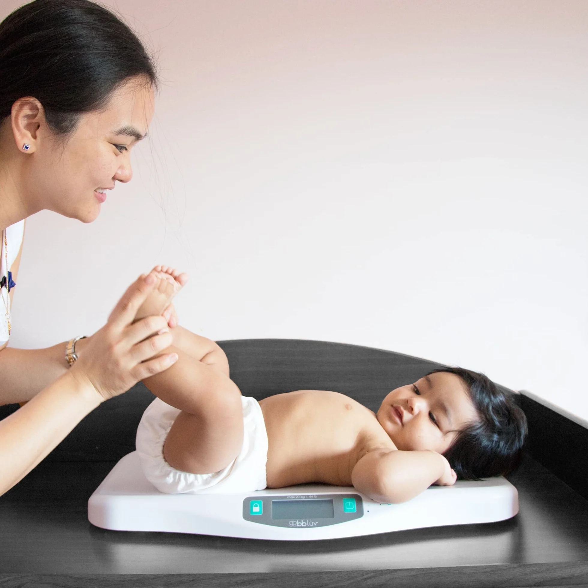 Bblüv Kilö Balance numérique pour bébé 2025 g