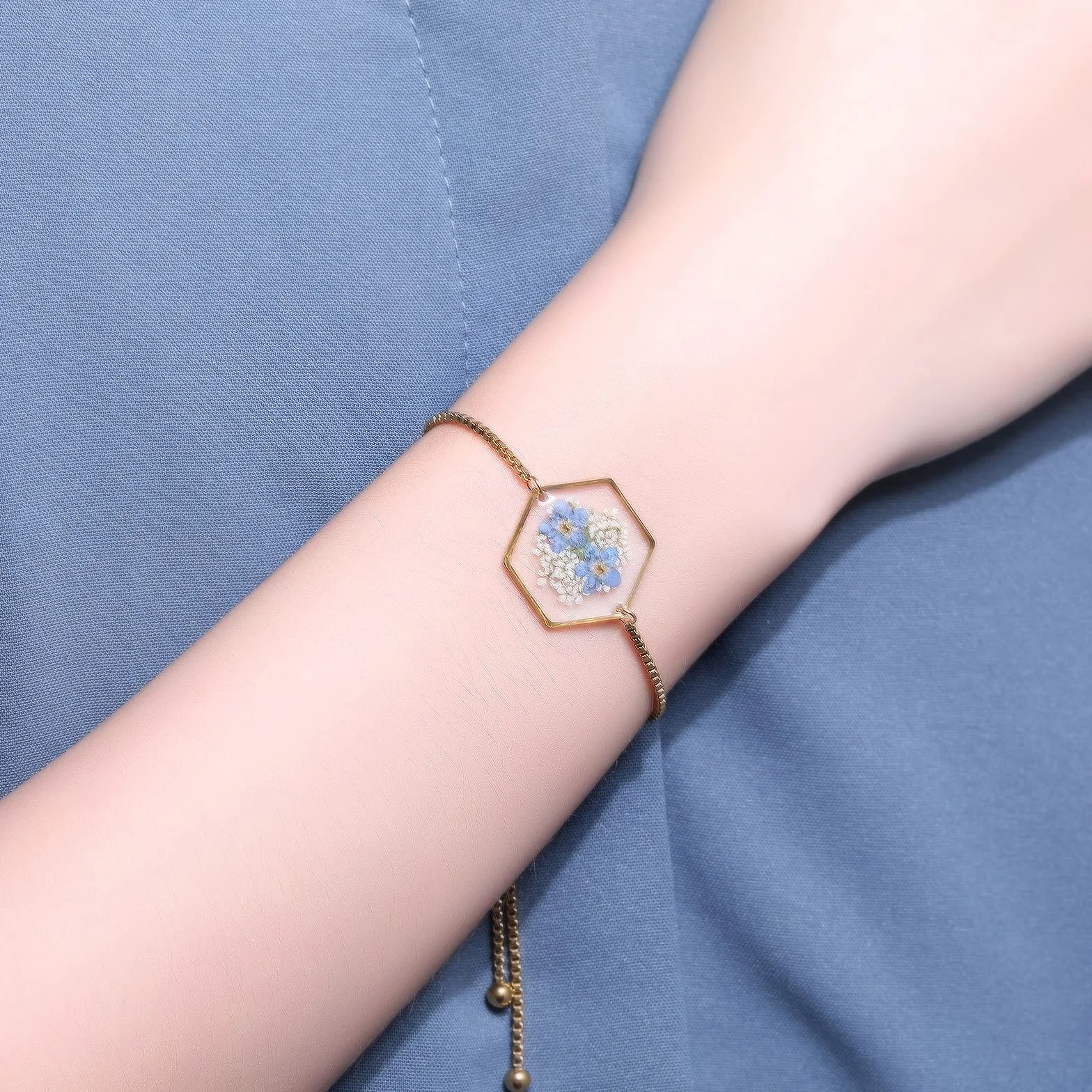 Bracelet Myosotis Queen Anne fleurs sauvages pressées dentelle