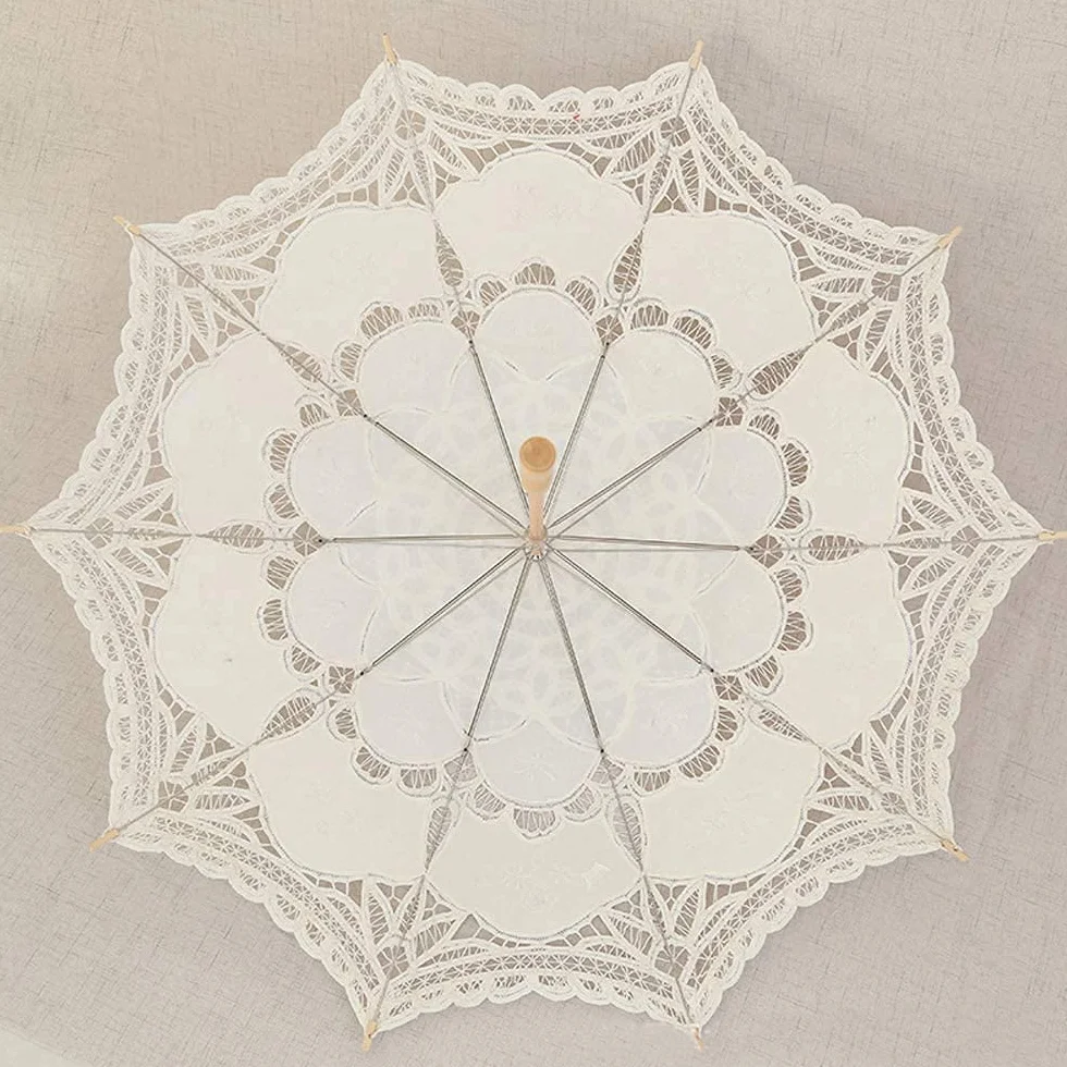 Parapluie en dentelle ivoire vintage taille adulte