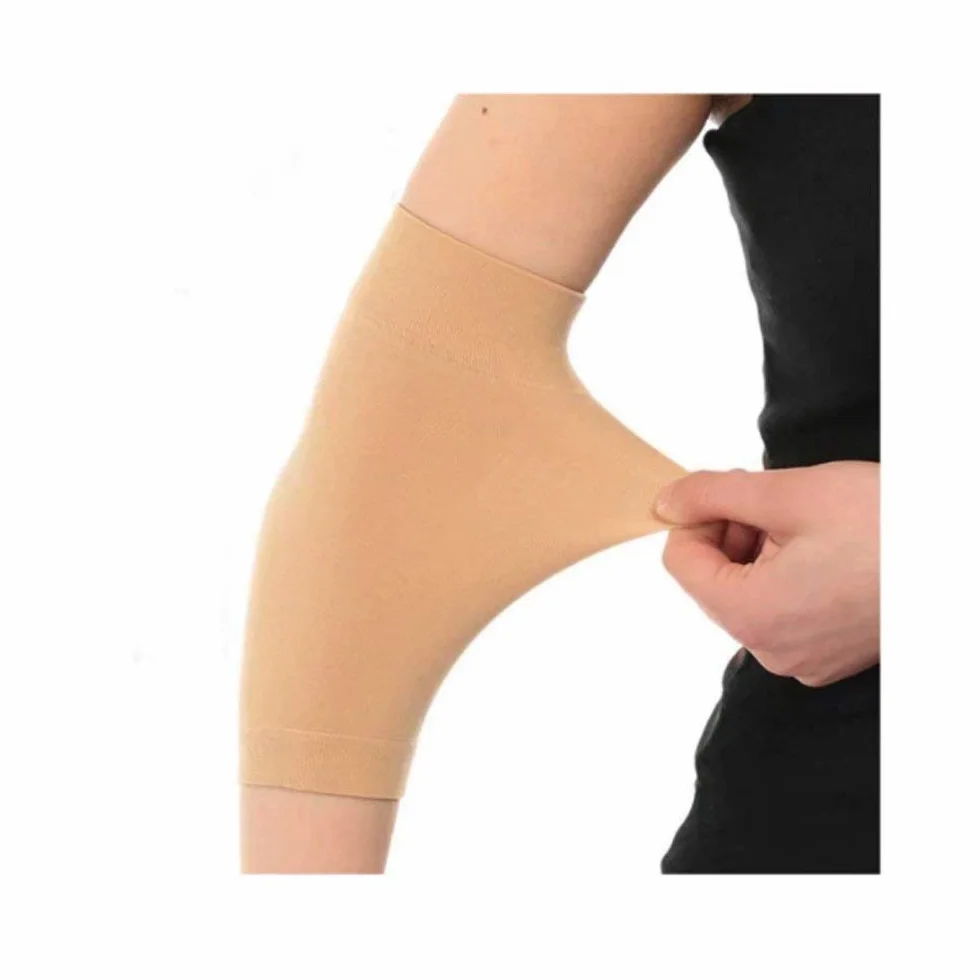 Le tatouage d'avant-bras de peau couvrent le soutien de dissimulateur de bande de compression
