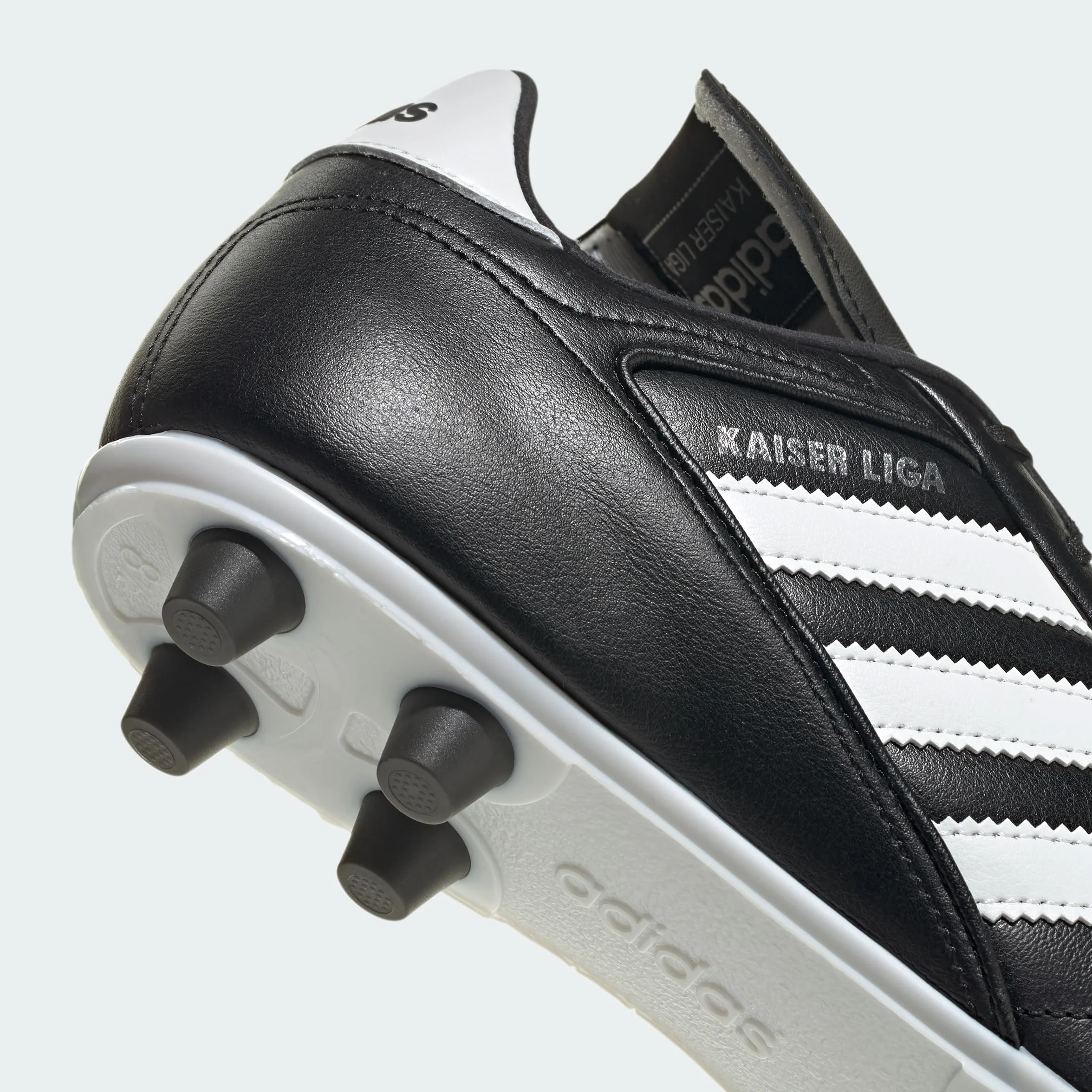 adidas Chaussure de Football Kaiser Liga 2 Terrain Souple