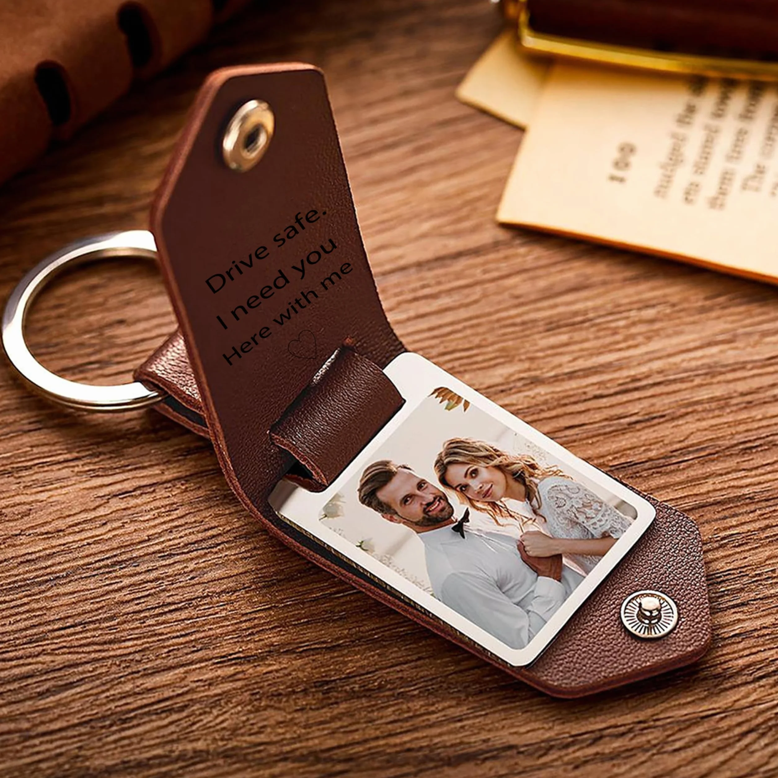 Porte-clés en cuir personnalisé avec photo pour hommes et femmes, cadeaux commémoratifs